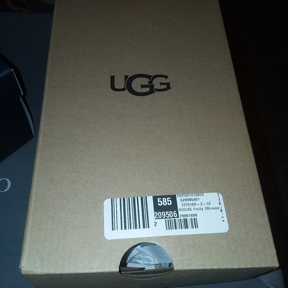 Ladies Sandals - Picture 2 of 5